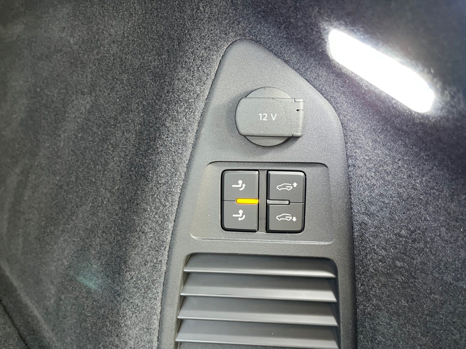 Volkswagen Touareg R-Line 3.0 V6 TDI DSG 4Motion 360°KAM AH