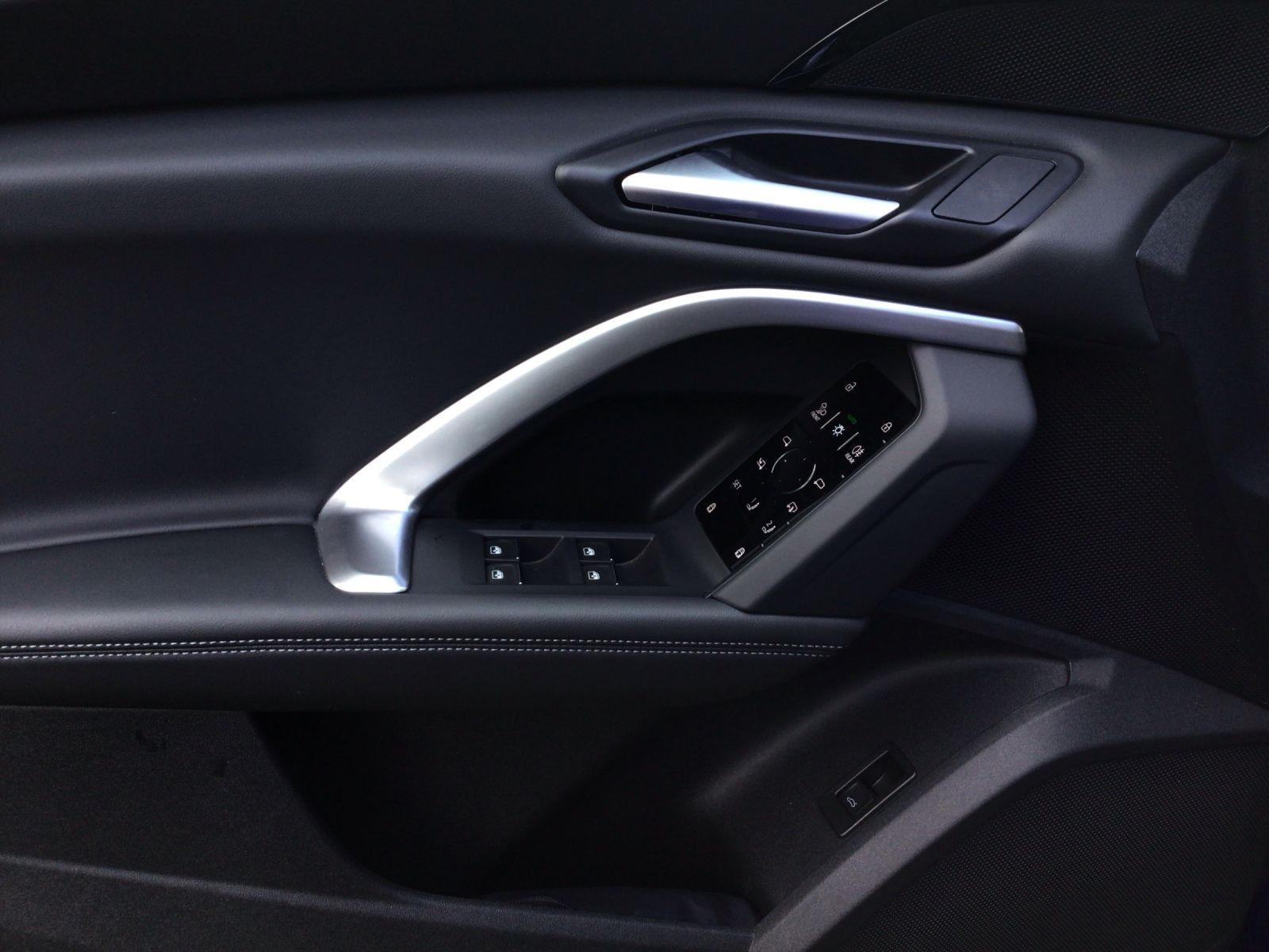 Audi Q5 TFSI Q 2x S LINE PANO LEDER LM21 AHK