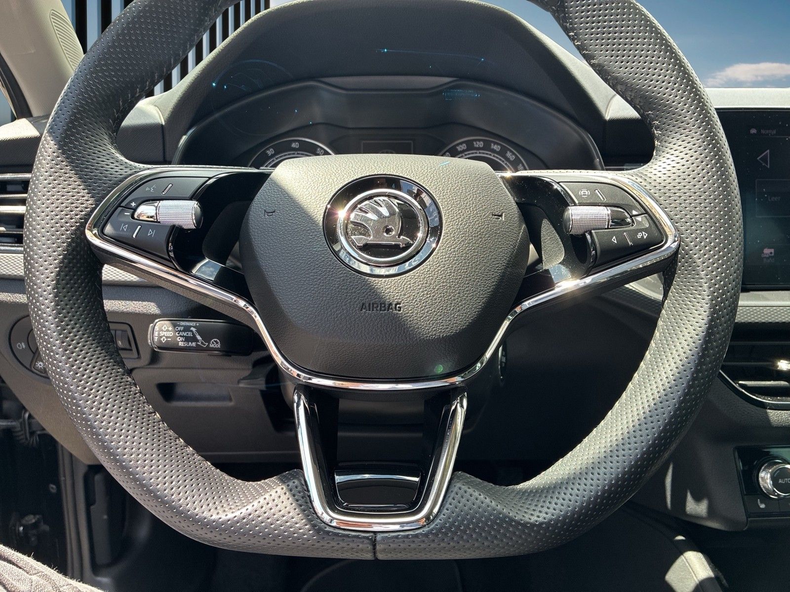 Skoda Kamiq 1.0 TSI DSG Ambition - Samsaru's Car Outlet