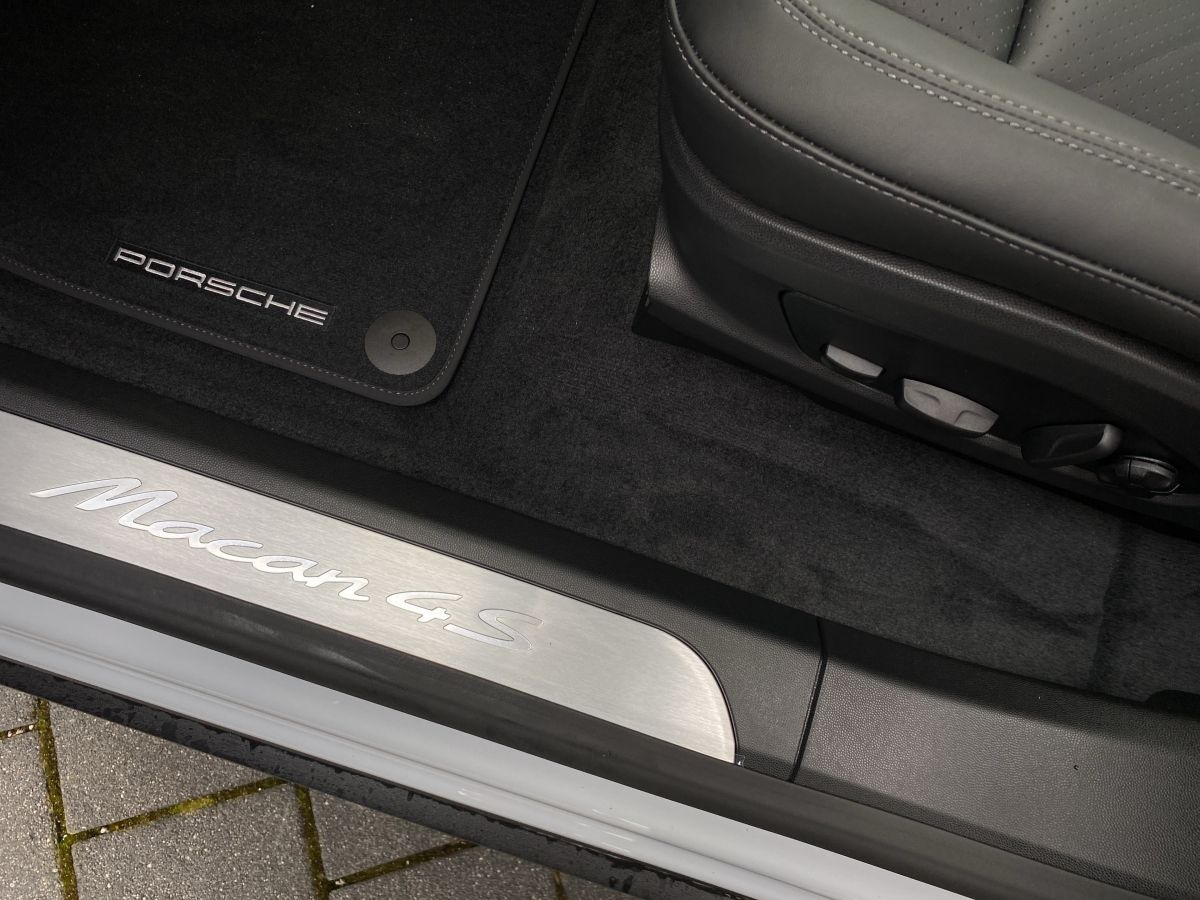 Porsche Macan 4S |Panorama |AHK |Surround View