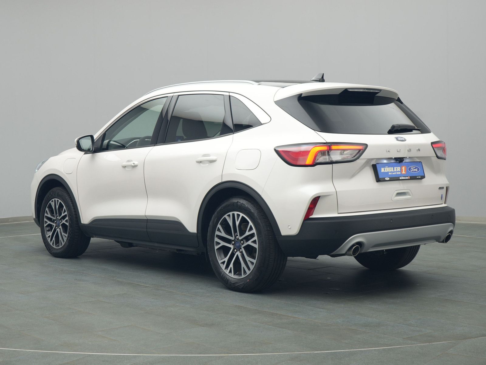 Ford Kuga Titanium X 225PS Plug-in-Hybrid Aut. - Samsaru's Car Outlet