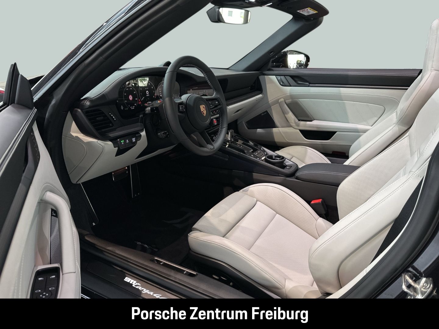 Porsche 992 911 Targa 4 GTS Burmester Sportabgasanlage