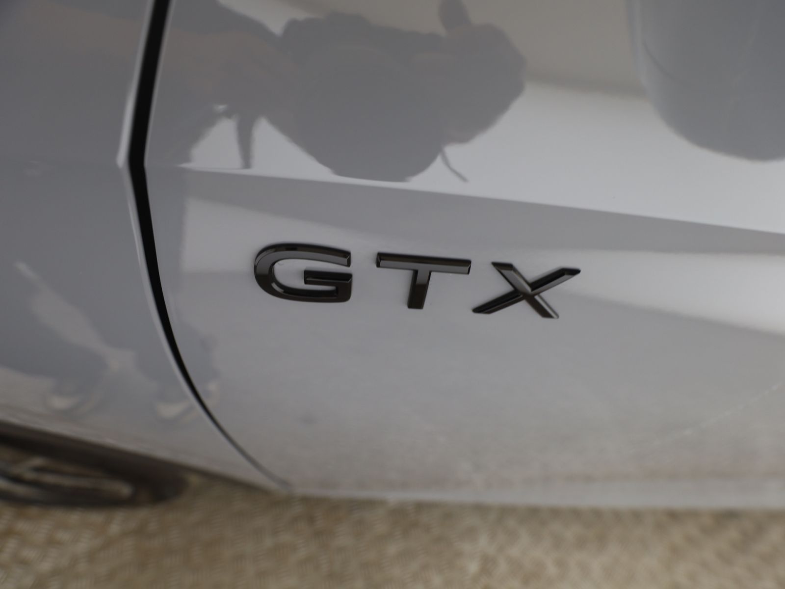 Volkswagen ID.4 GTX 4M Pano+AHK+Matrix+RFK+Navi+SitzH+Apple