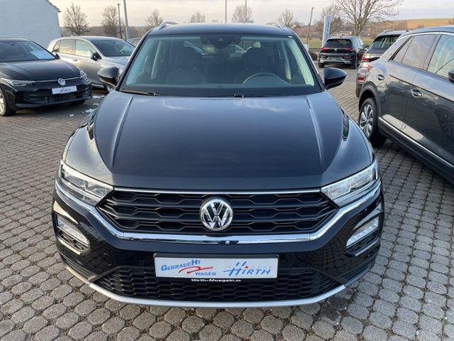 Volkswagen T-Roc United 1.5 TSI - Samsaru's Car Outlet