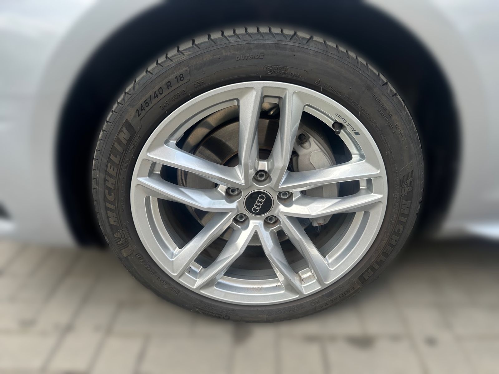 Audi A4 Avant 40 TDI advanced S tronic - Samsaru's Car Outlet