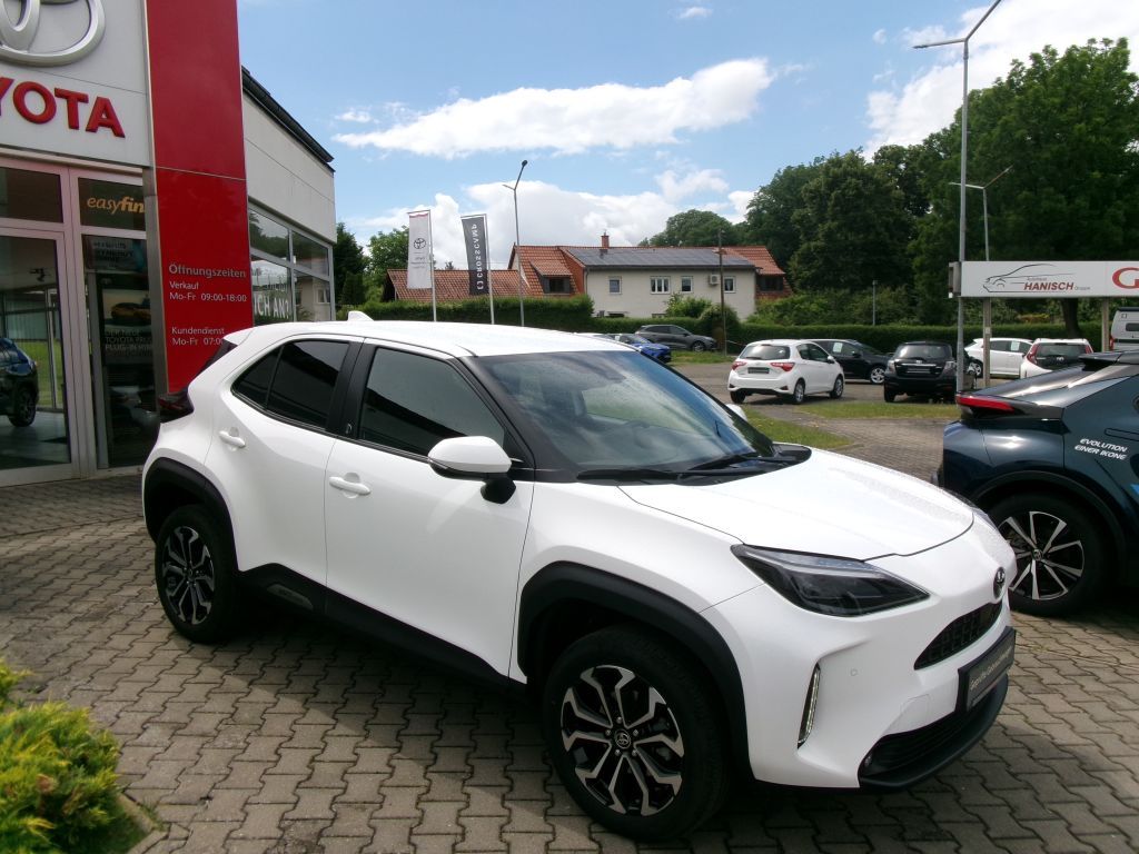 Toyota Yaris Cross Hybrid 1.5  Team D +TWW+Smart Key+
