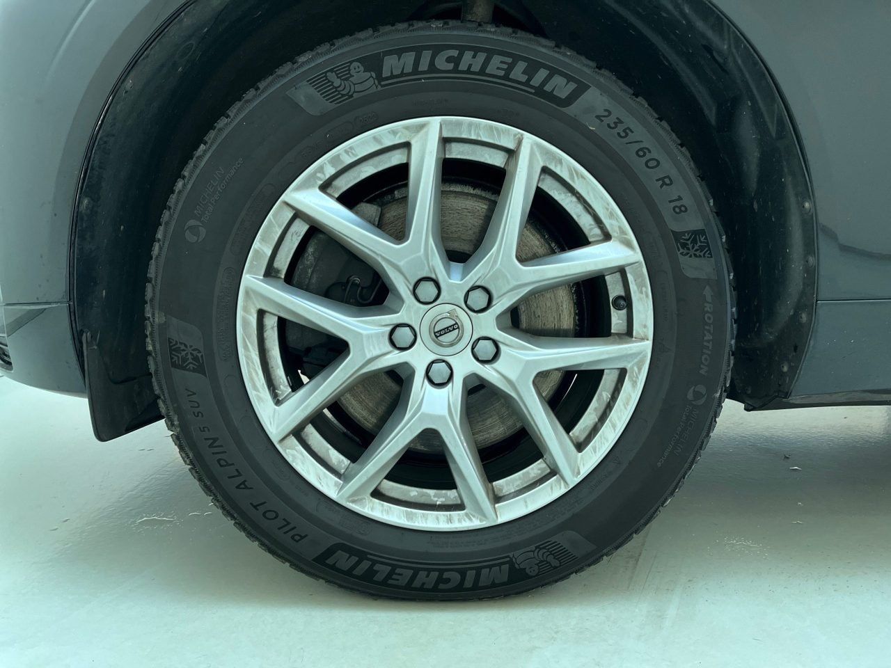 Volvo XC 60 B4 AHK El.Heckkl. LED Lane