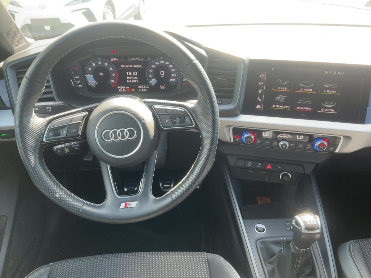 Audi A1 Sportback 30 TFSI S-LINE - Samsaru's Car Outlet