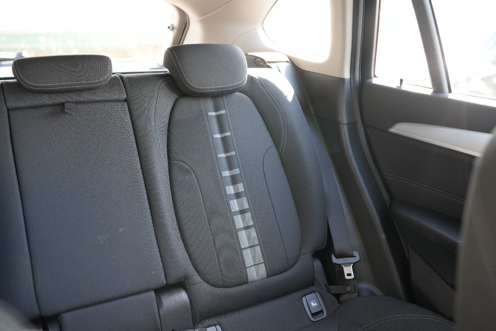 BMW X1 25e xDrive Advantage - Samsaru's Car Outlet