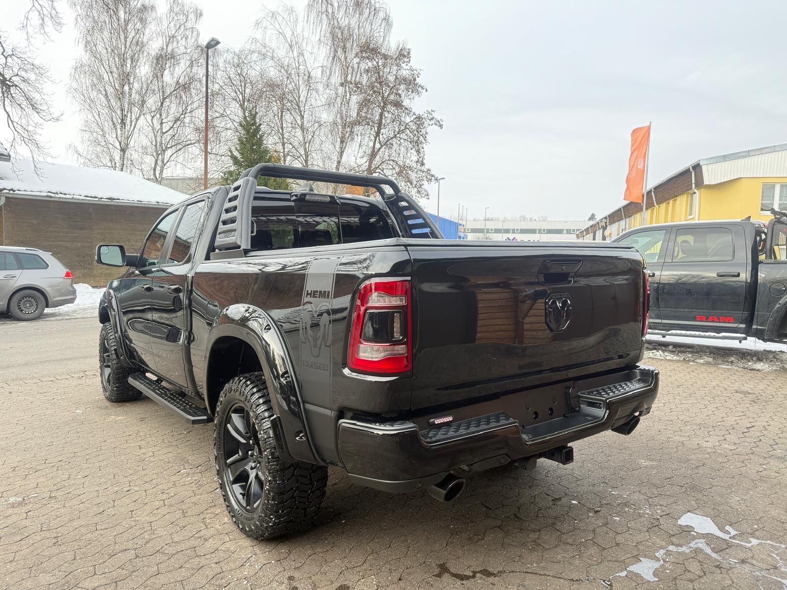 Dodge V8*4X4*SPORT*LIFT*HEADUP*OFFROAD*NAVI*AHK*GARANT