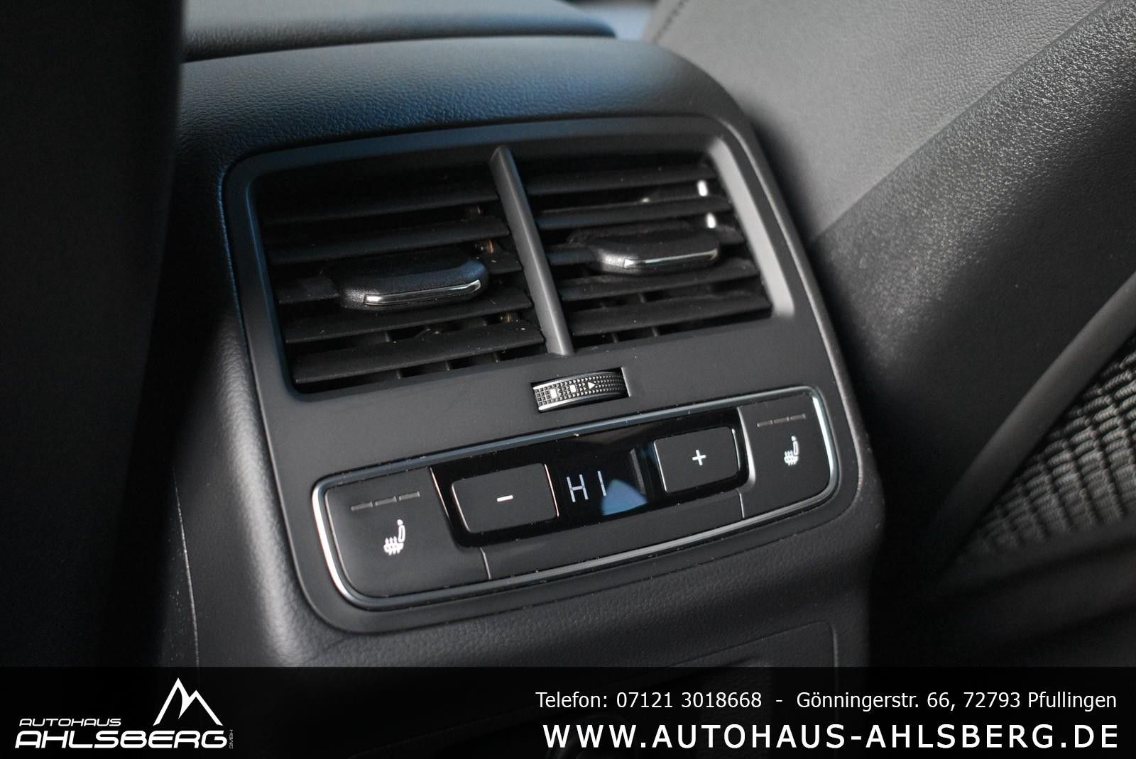 Audi A4 AVANT 35 TFSI ADVANCED - Samsaru's Car Outlet