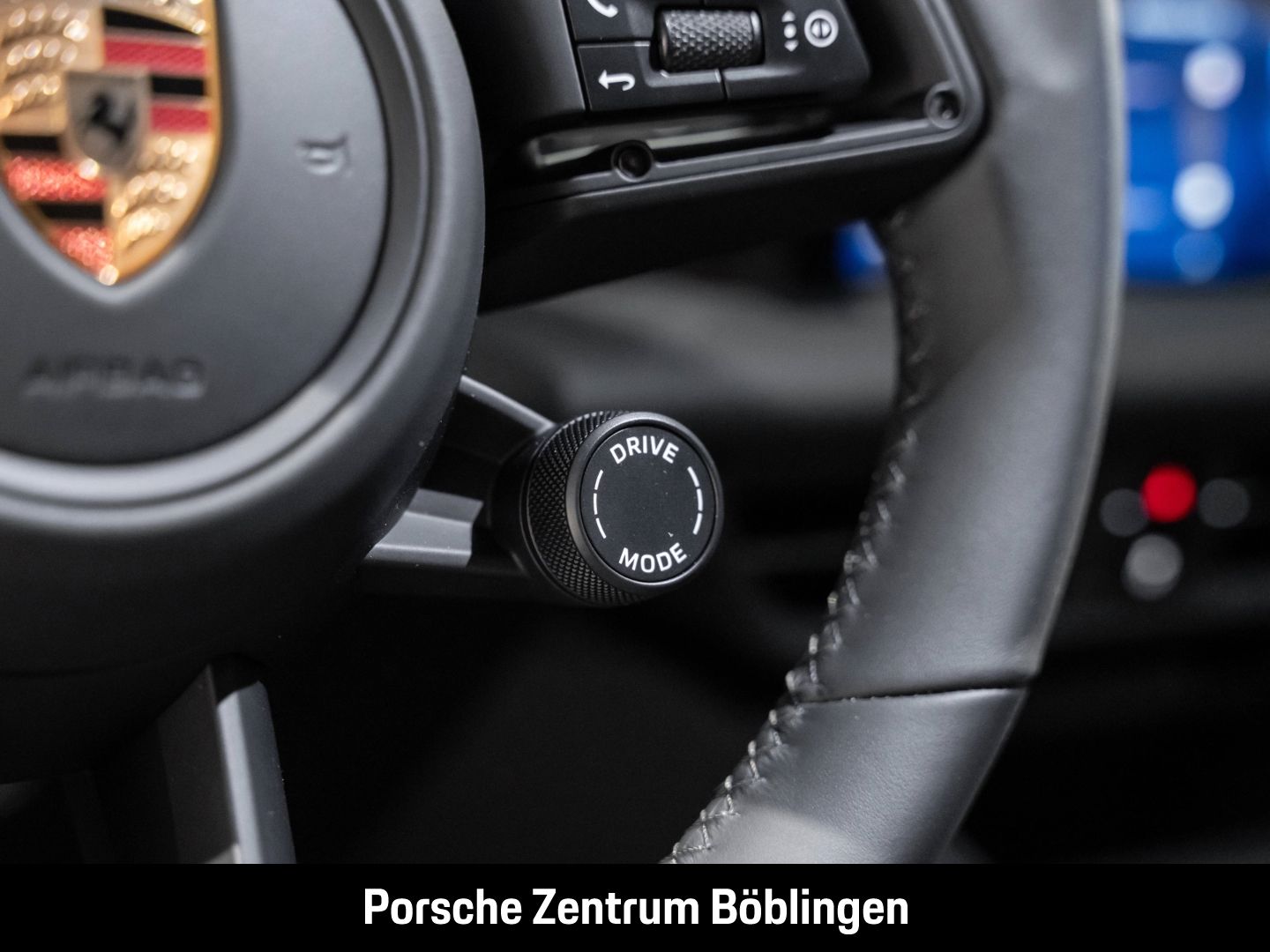 Porsche Macan 4 Surround-View InnoDrive LED-Matrix
