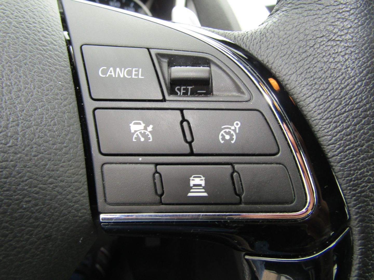 Mitsubishi Eclipse Cross PHEV Top 2.4 MIVEC 4WD NAVI AHK LE