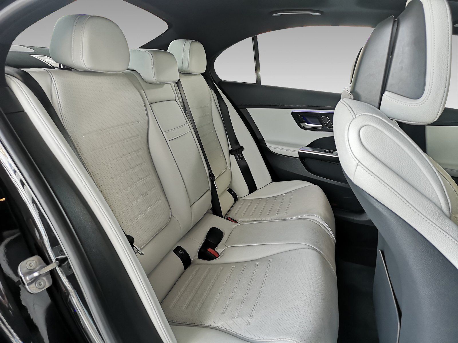 Mercedes-Benz C 200 d AMG - Samsaru's Car Outlet