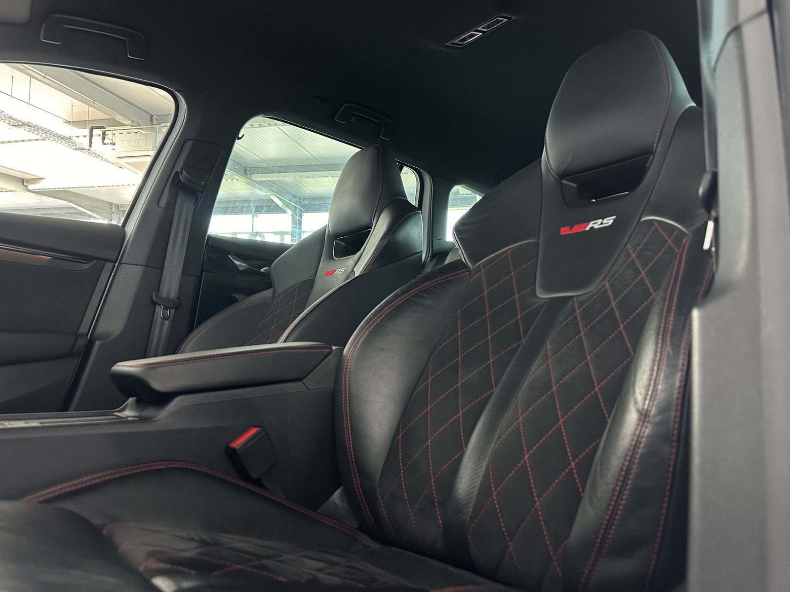 Skoda Octavia Combi RS - Samsaru's Car Outlet