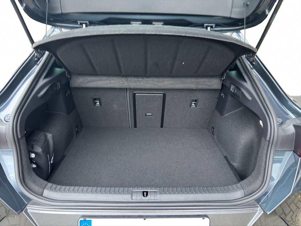 Cupra Formentor e-Hybrid 1.4 TSI DSG VZ DCC AHK*LED*NA