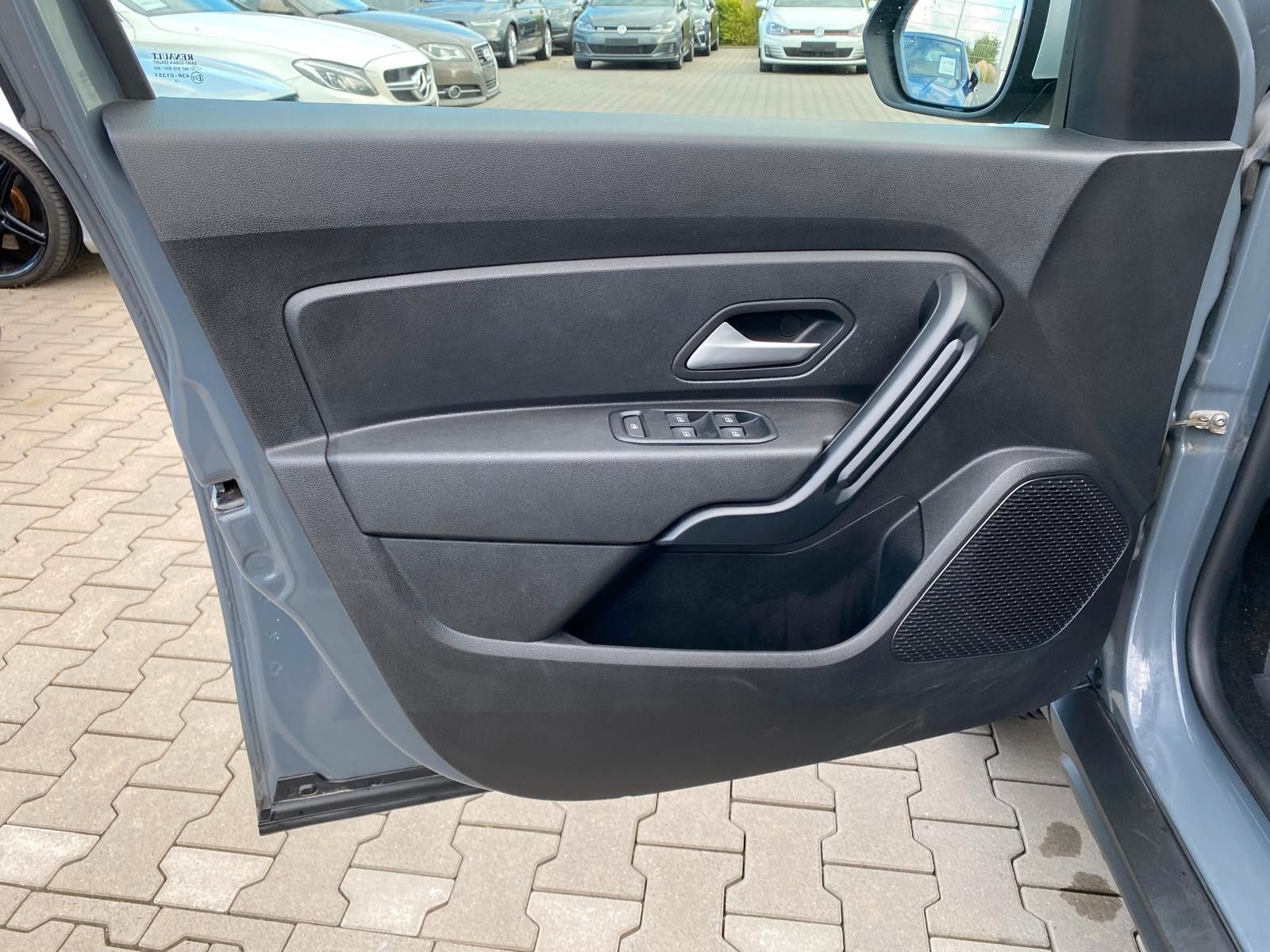 Dacia Duster II Expression 4WD - Samsaru's Car Outlet