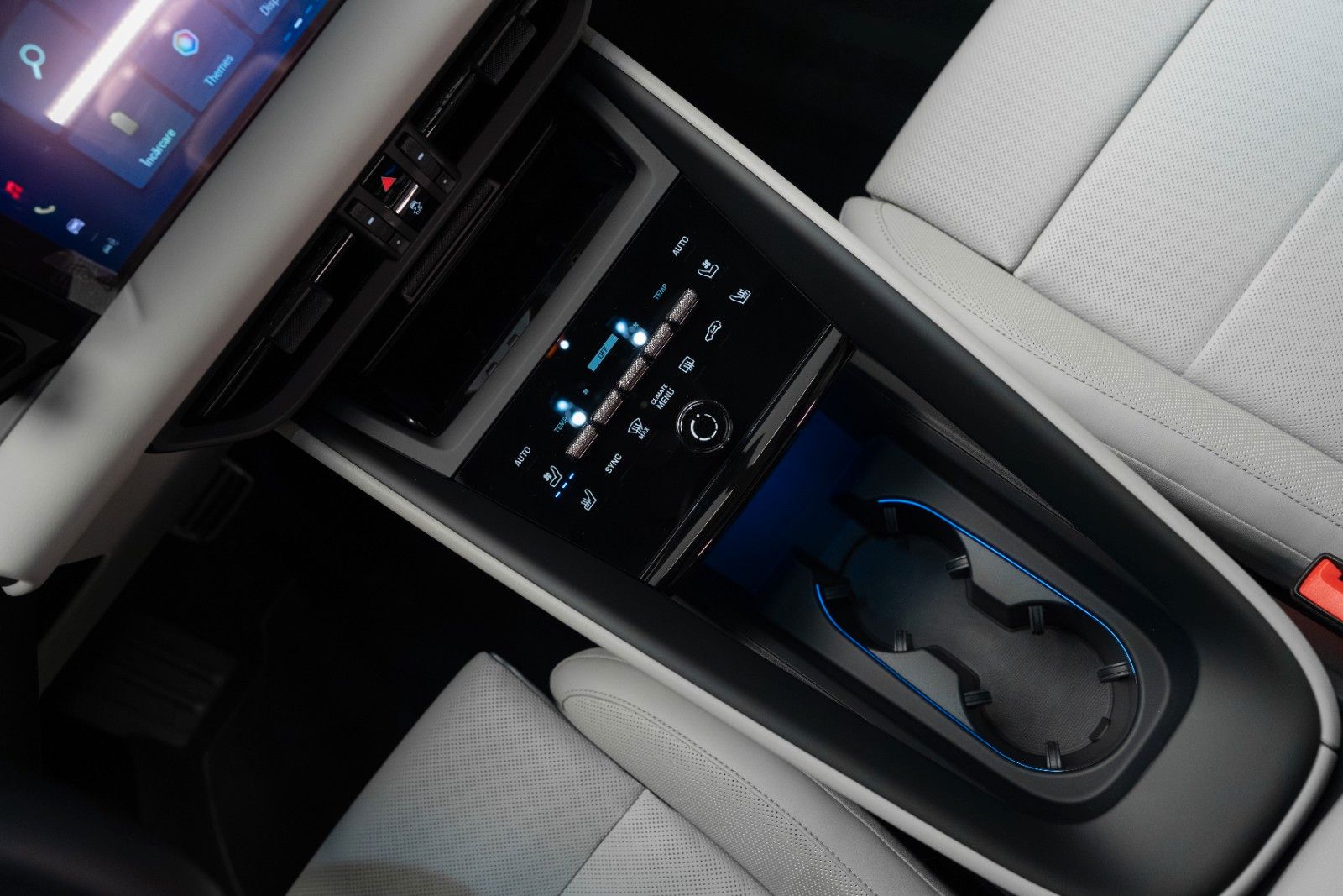 Porsche Macan Electric 4