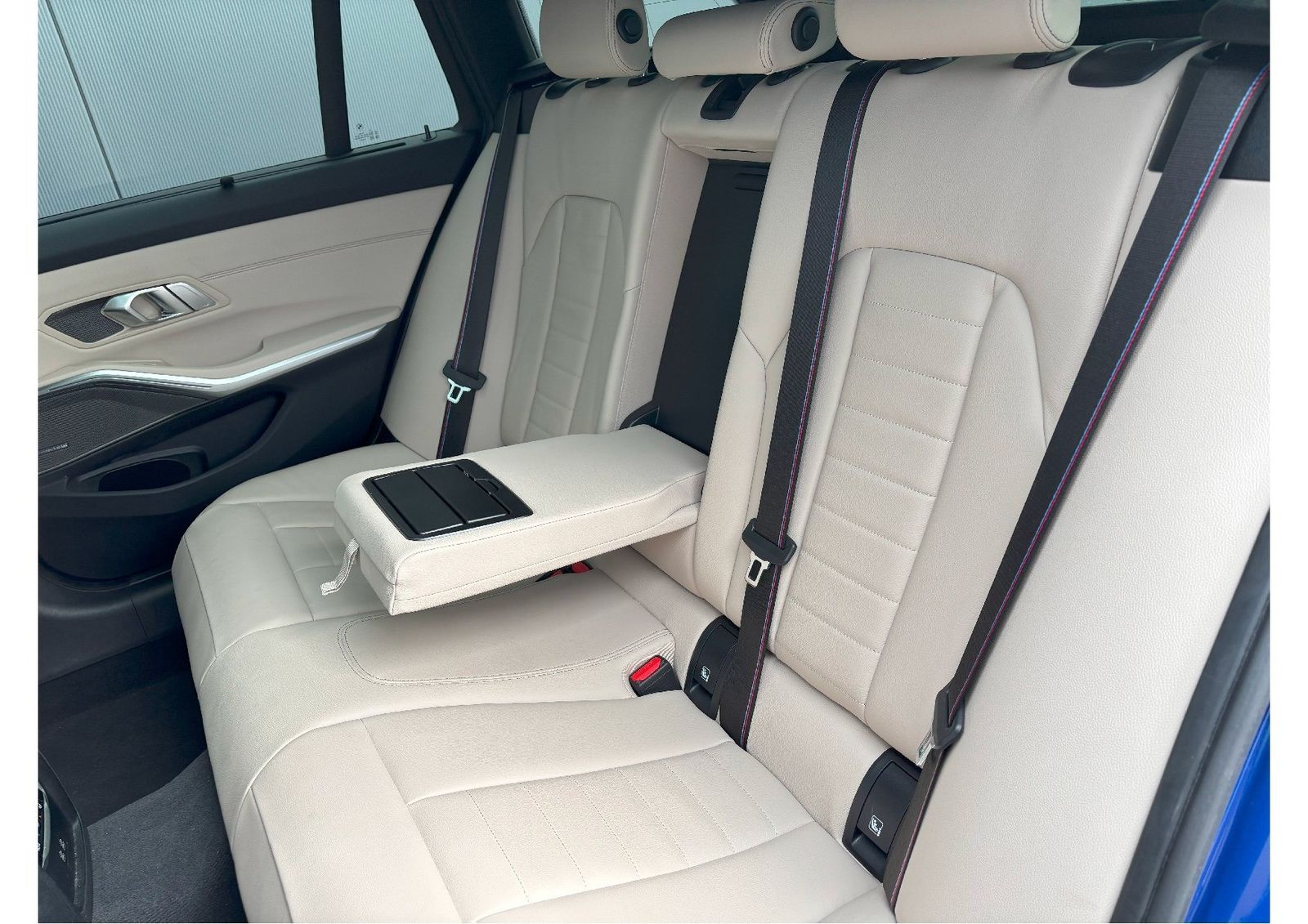 BMW 330e xDrive Touring