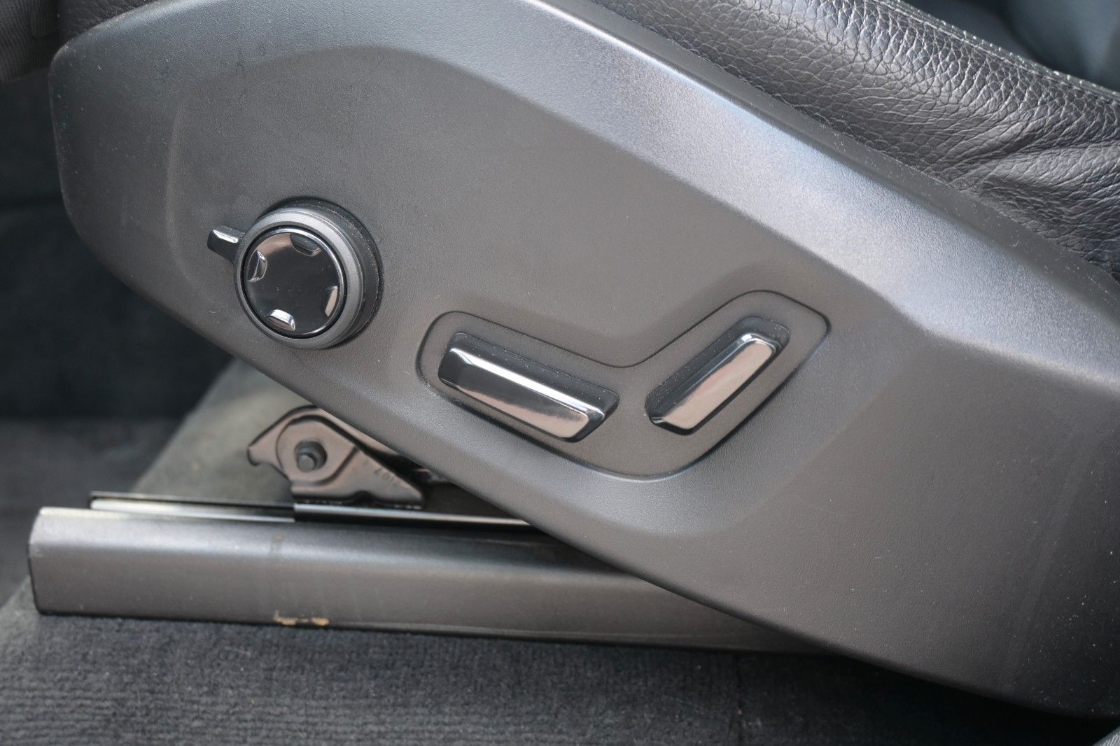 Volvo XC90 B5 Inscrip. AWD - Samsaru's Car Outlet