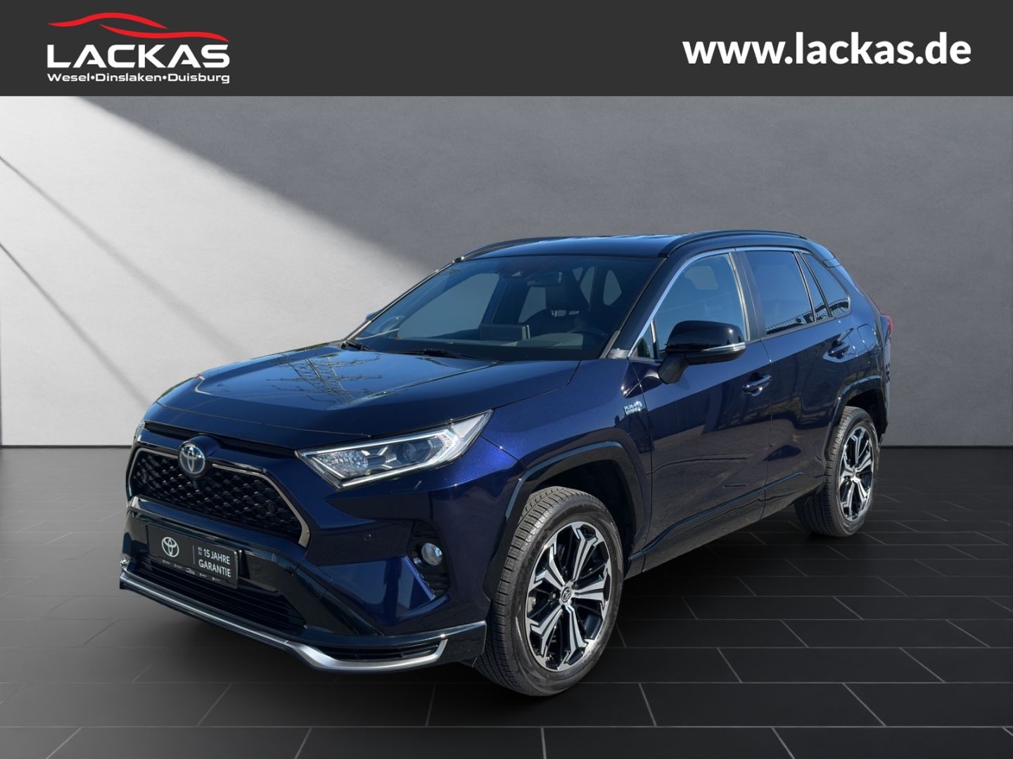 Toyota RAV 4 Plug-in Hybrid 4x4 - Samsaru's Car Outlet