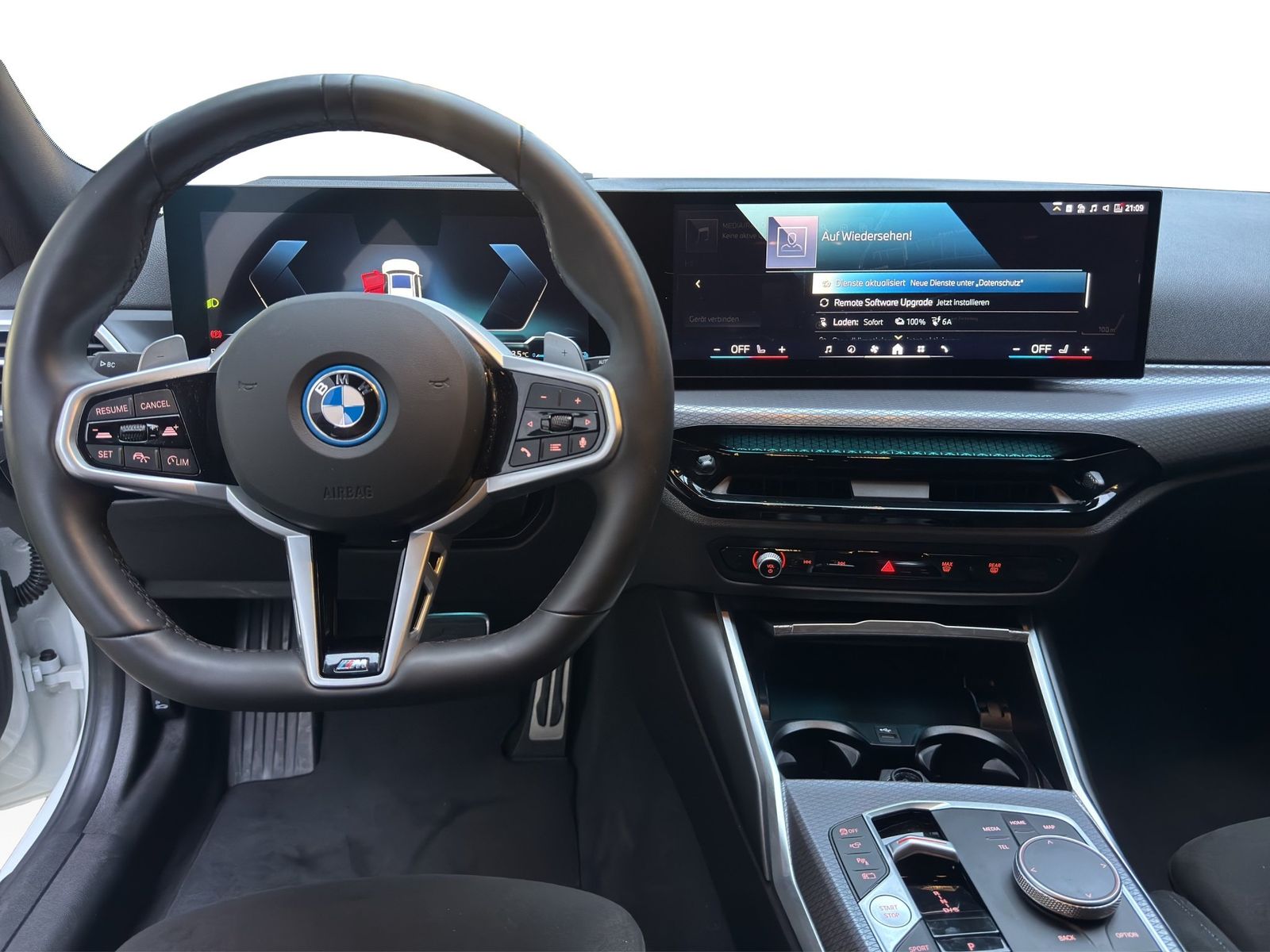 BMW 330e xDrive Touring M Sportpaket CPit Prof. Pano