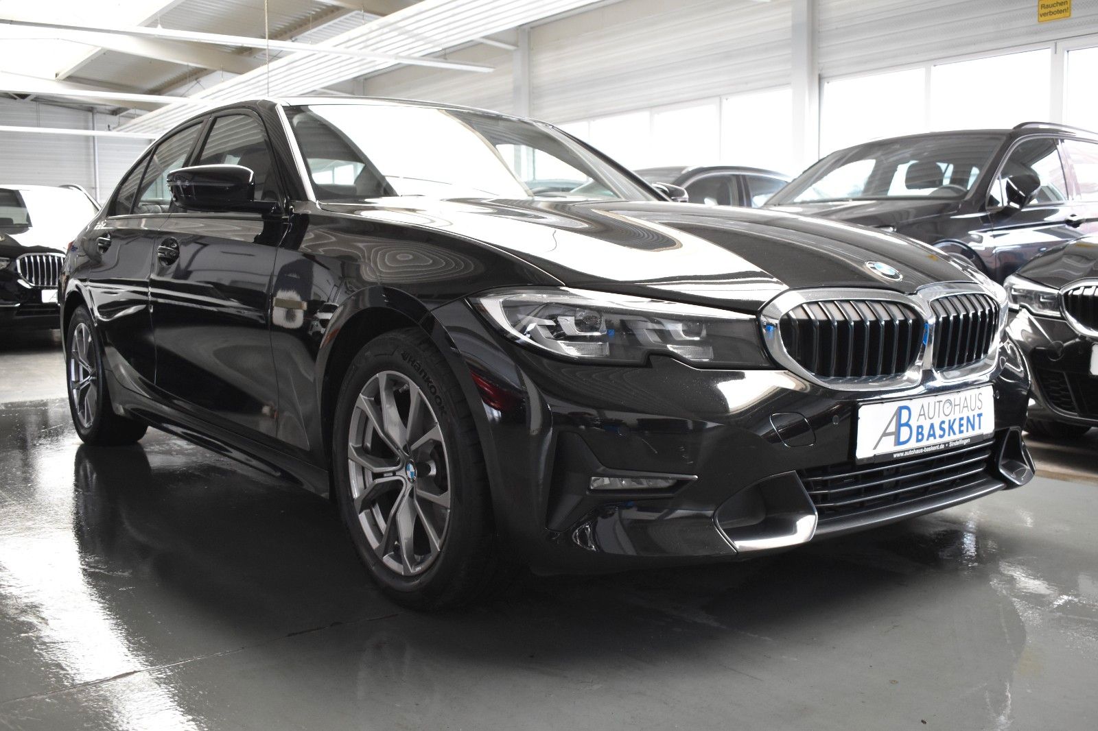 BMW 320 d SPORT LINE - Samsaru's Car Outlet