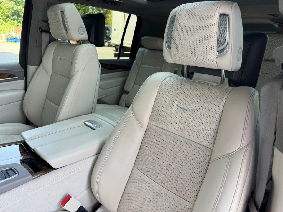 Cadillac Escalade ESV Sport Platinum VOLL uff 1 Hd.
