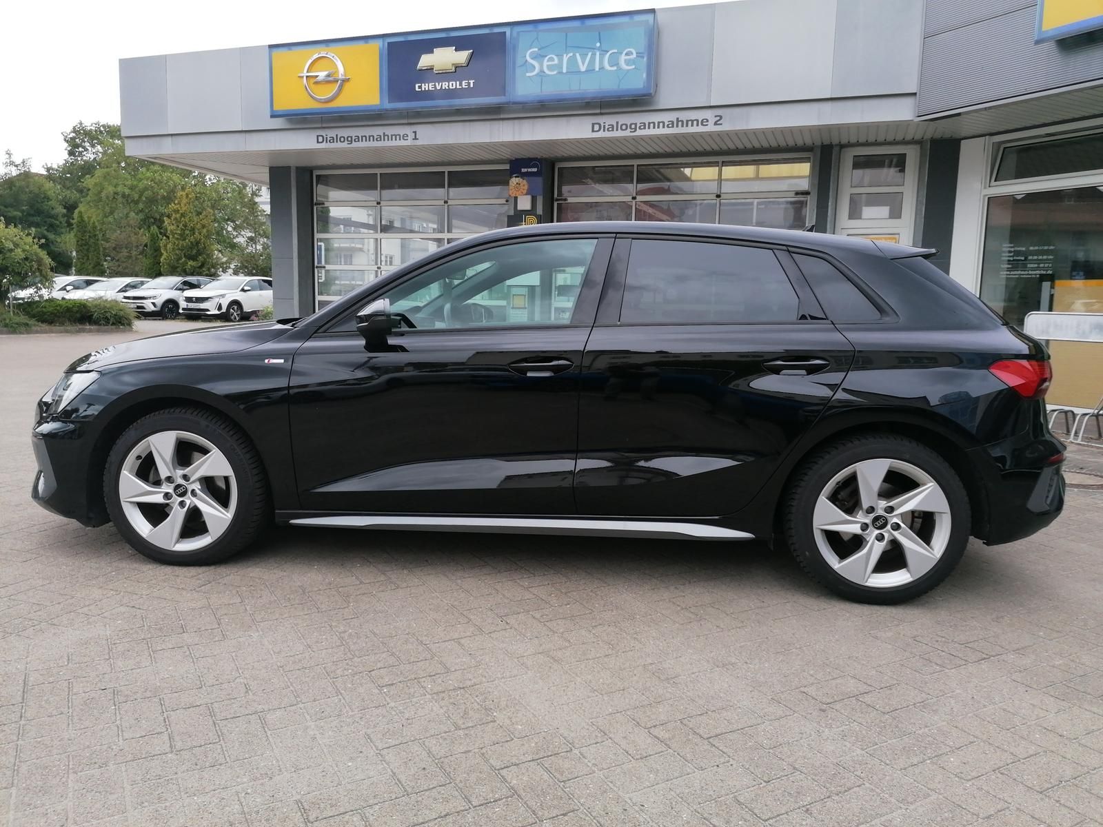 Audi A3 30 TFSI S line - Samsaru's Car Outlet