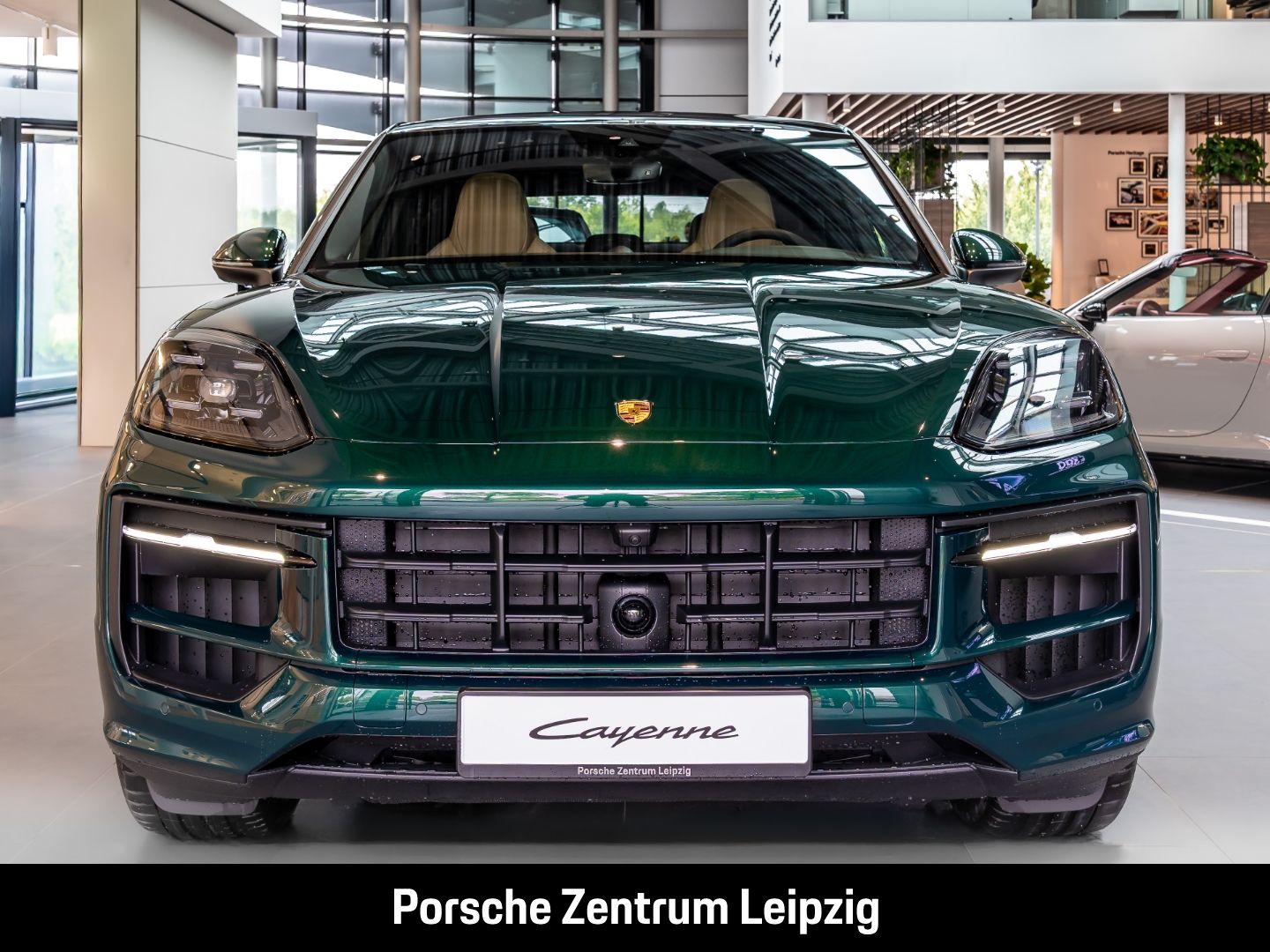 Porsche Cayenne Coupe FnW Racinggrün Luft 22Zoll SportDe