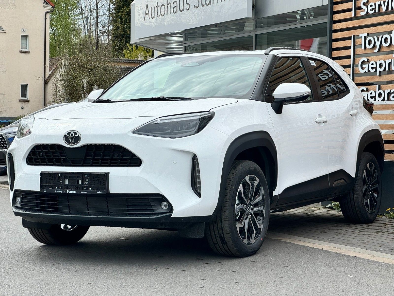 Toyota Yaris Cross 130 PS Hybrid Teamplayer | PDC | LED