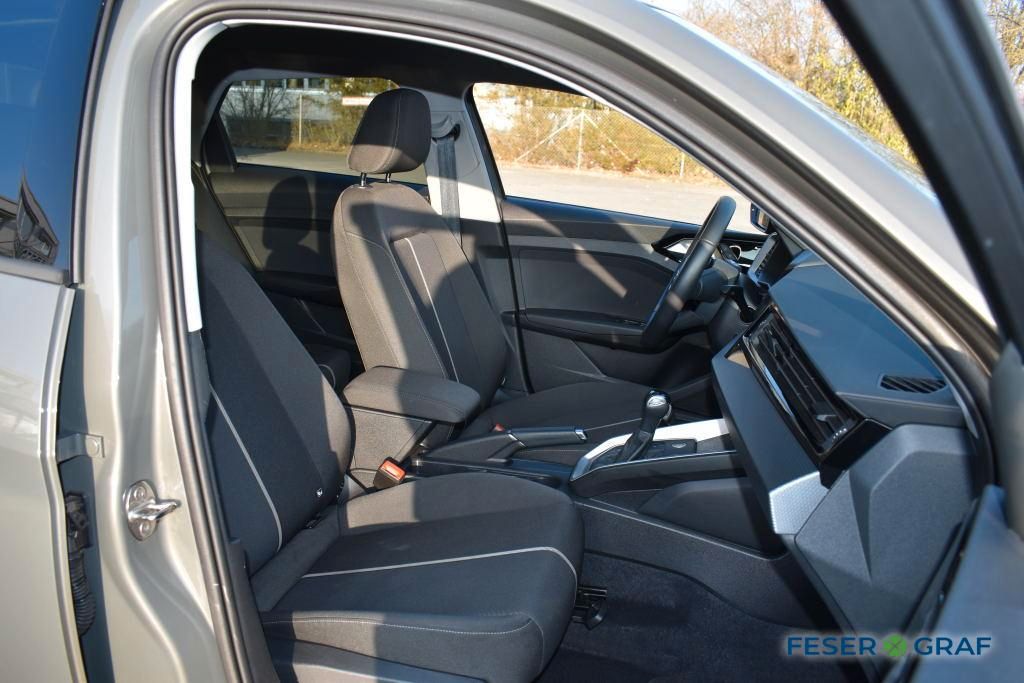 Audi A1 30 TFSI Allstreet S-tronic - Samsaru's Car Outlet