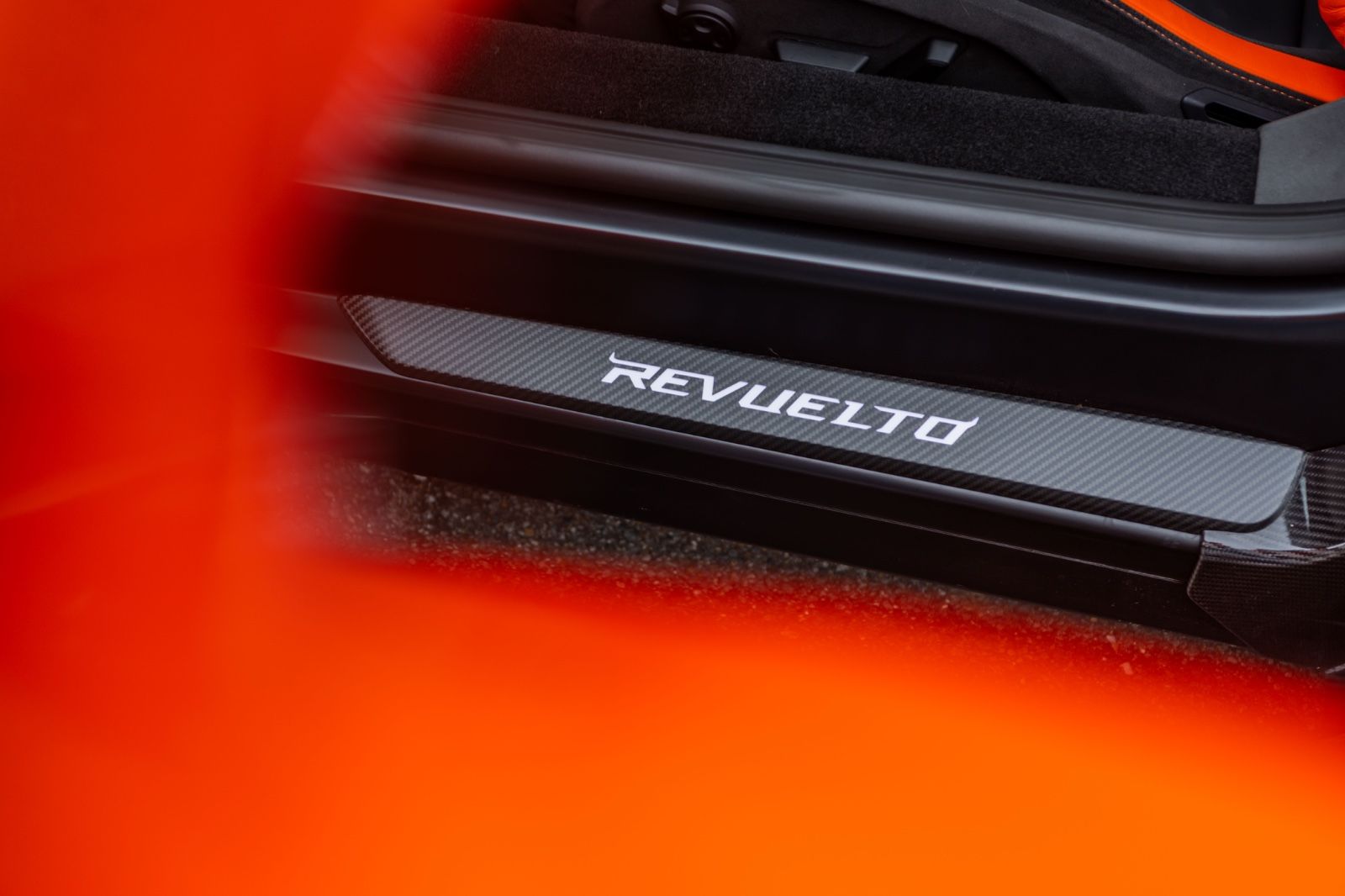 Lamborghini Revuelto *AD PERSONAM*CARBON*FULL ASSIST*SONUS*
