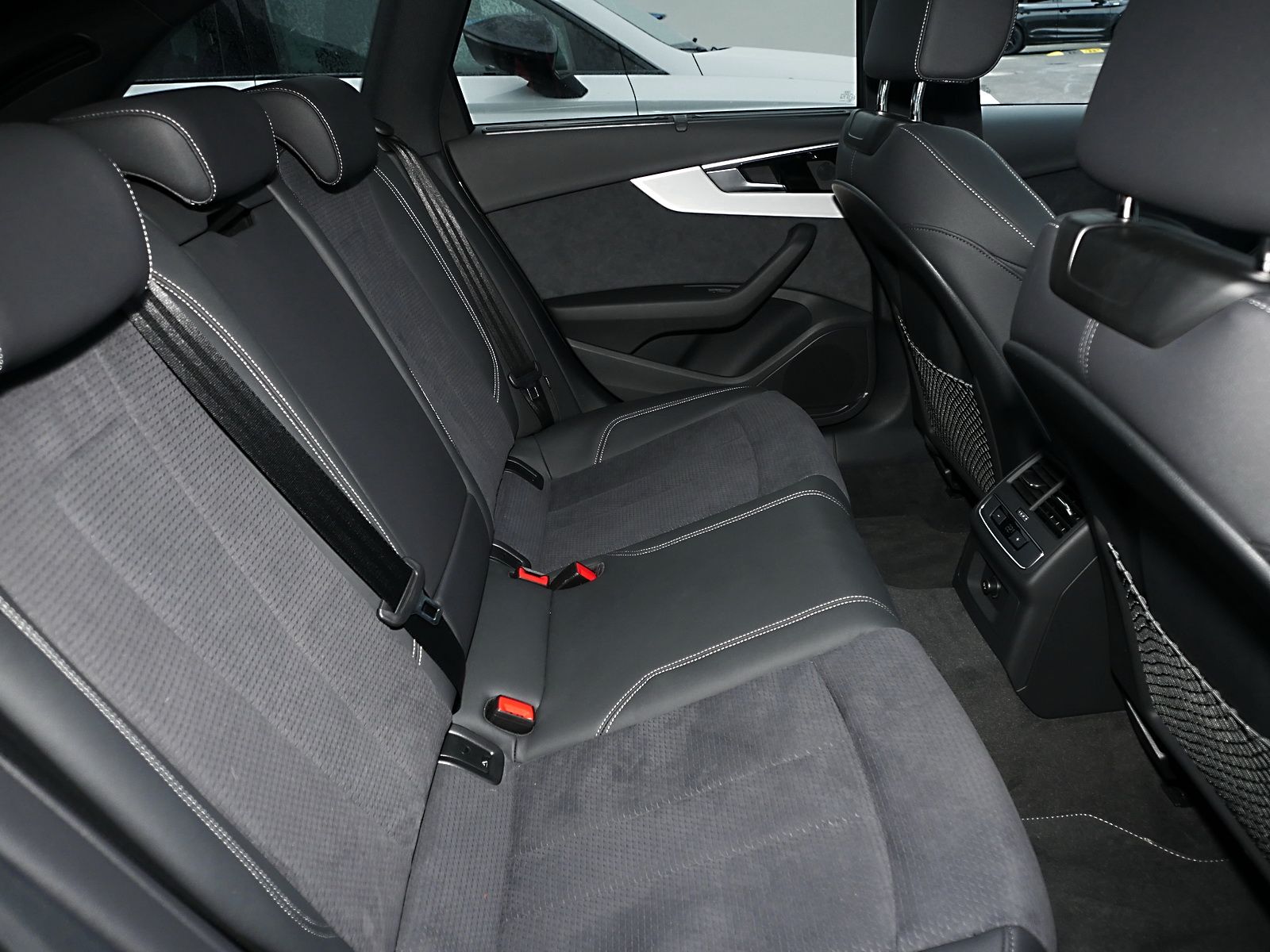 Audi A4 Avant 40 TDI S Line Int - Samsaru's Car Outlet