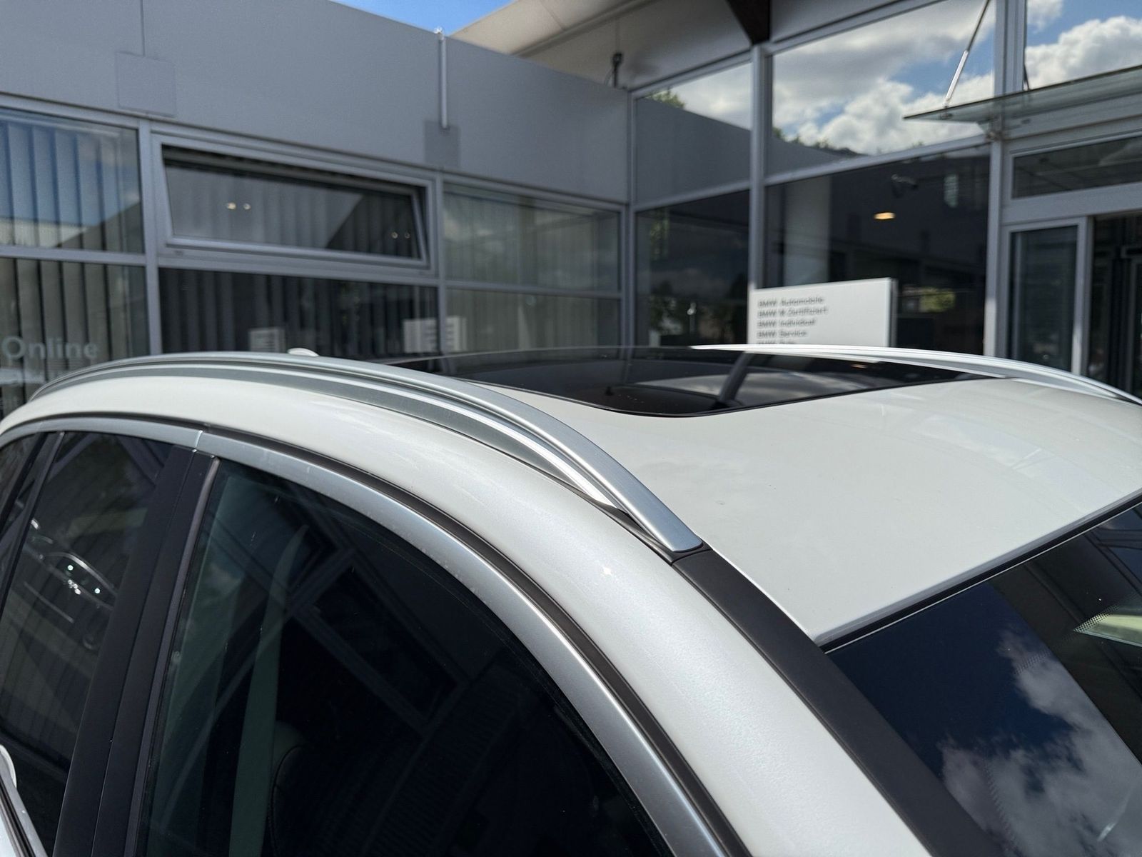 BMW X3 xDrive30e - Samsaru's Car Outlet