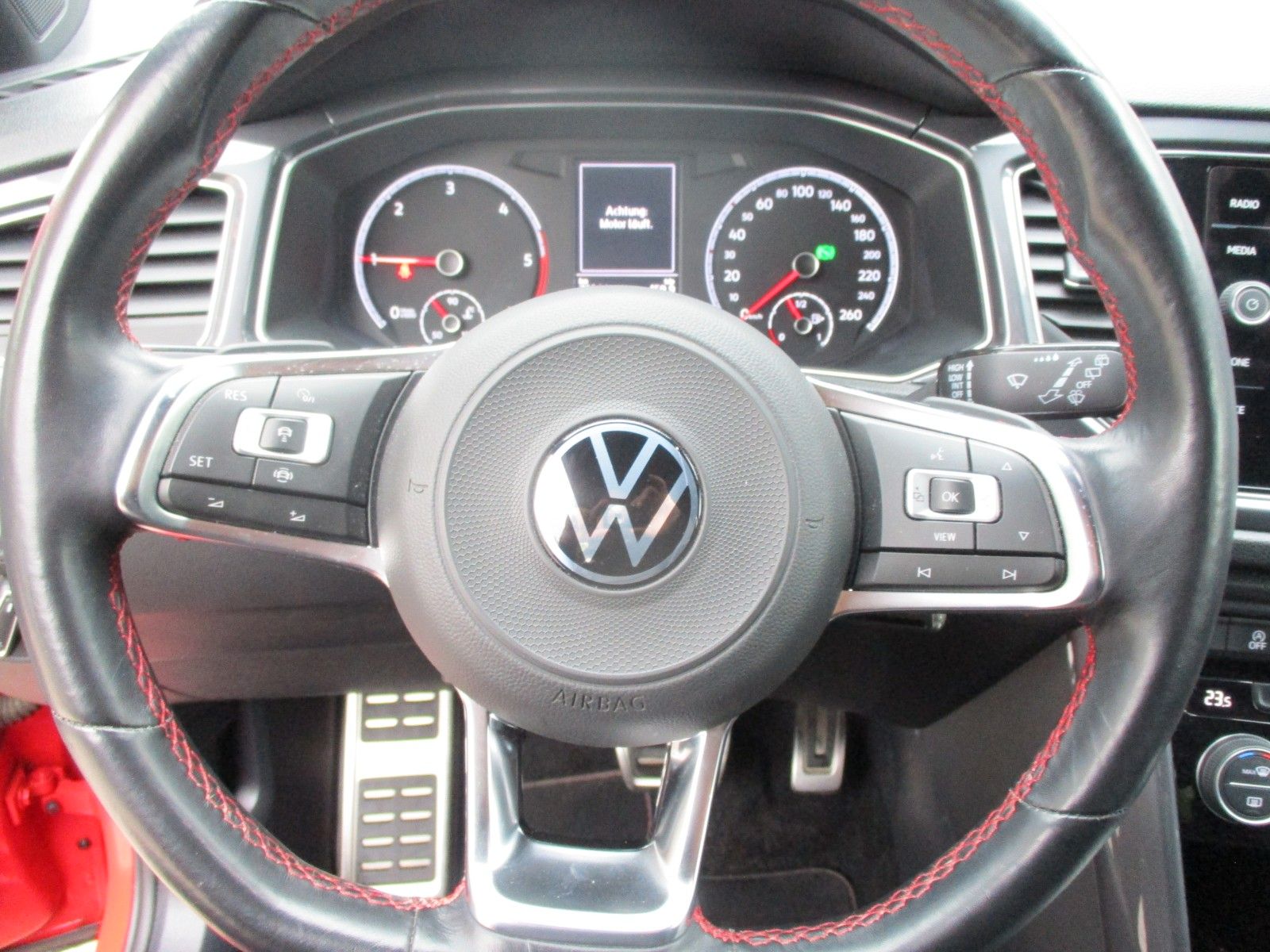 Volkswagen T-Roc Sport - Samsaru's Car Outlet
