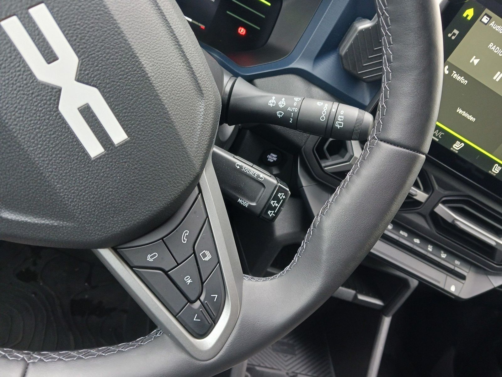 Dacia Duster Journey TCe 130 Mild-Hybrid - Samsaru's Car Outlet