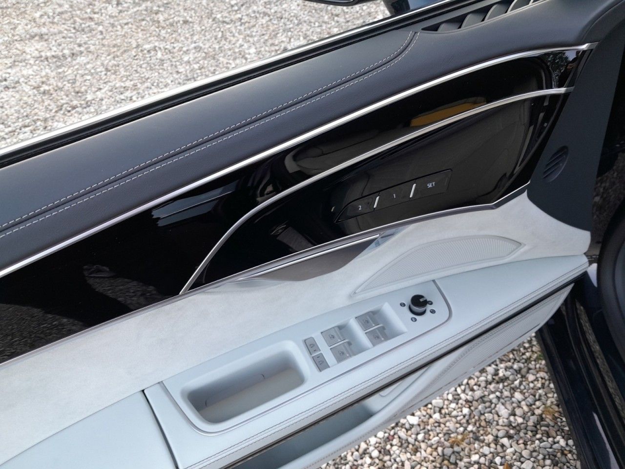 Audi A8 60 4.0 TDI quattro - Samsaru's Car Outlet