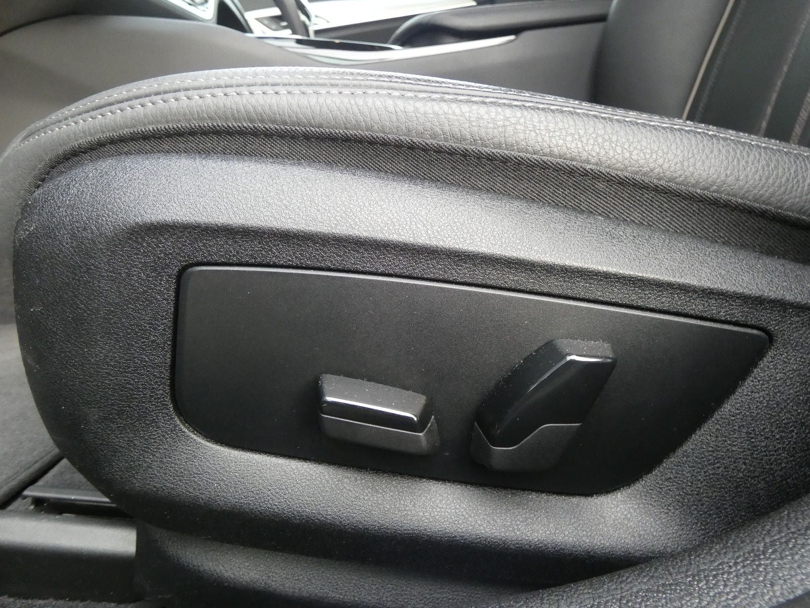 BMW 520d xDrive LED Leder Navi Kamera 1-Hand Facelif