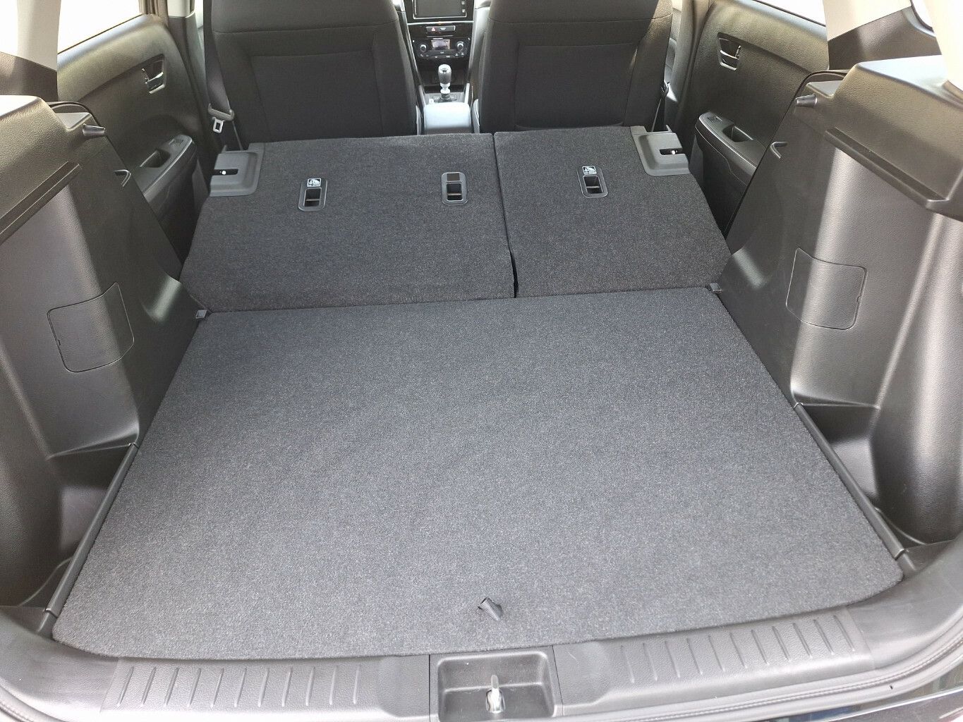 Suzuki Vitara 1.4 Mild-Hybrid Comfort - Samsaru's Car Outlet