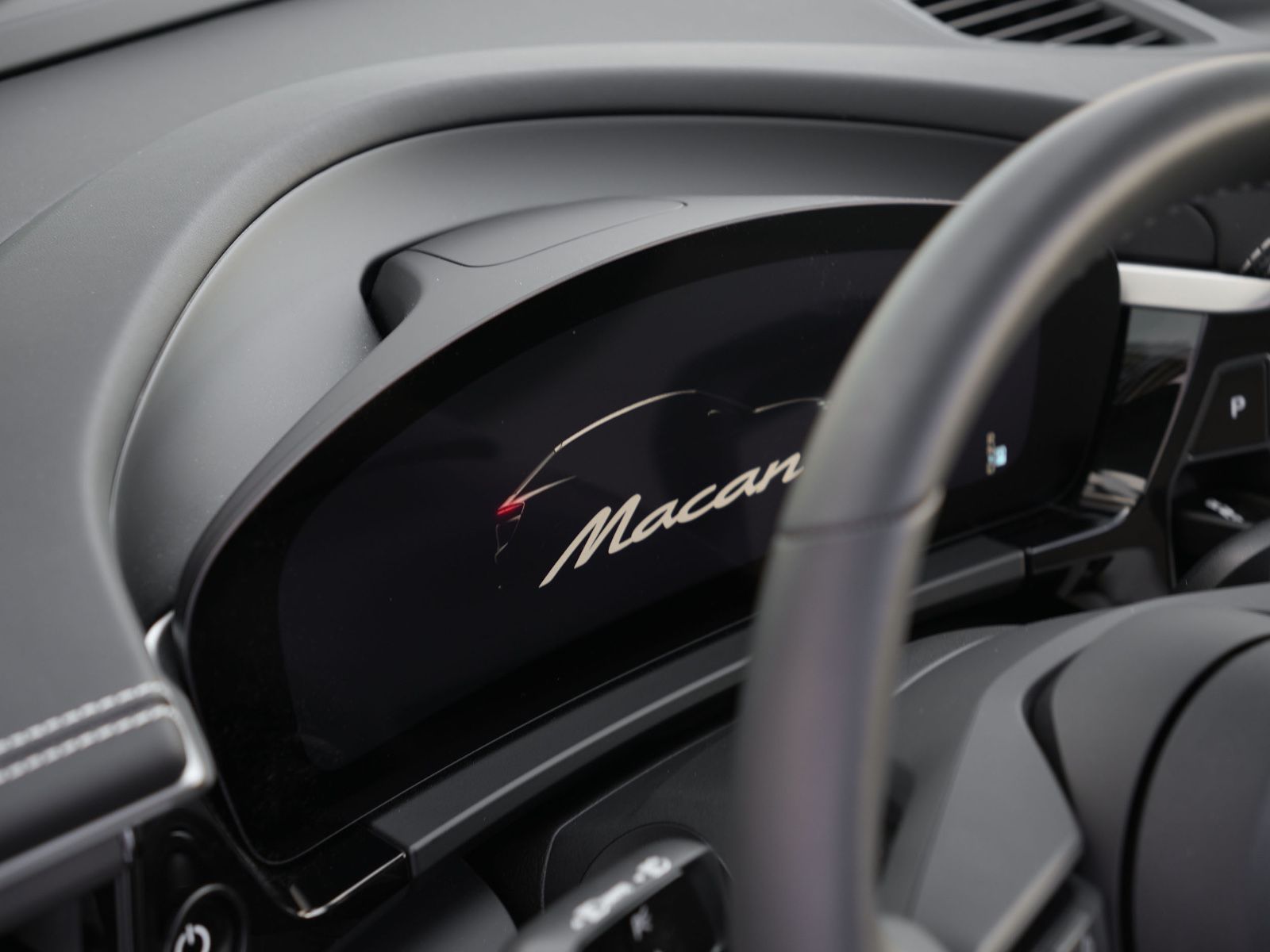 Porsche Macan 4 - Samsaru's Car Outlet