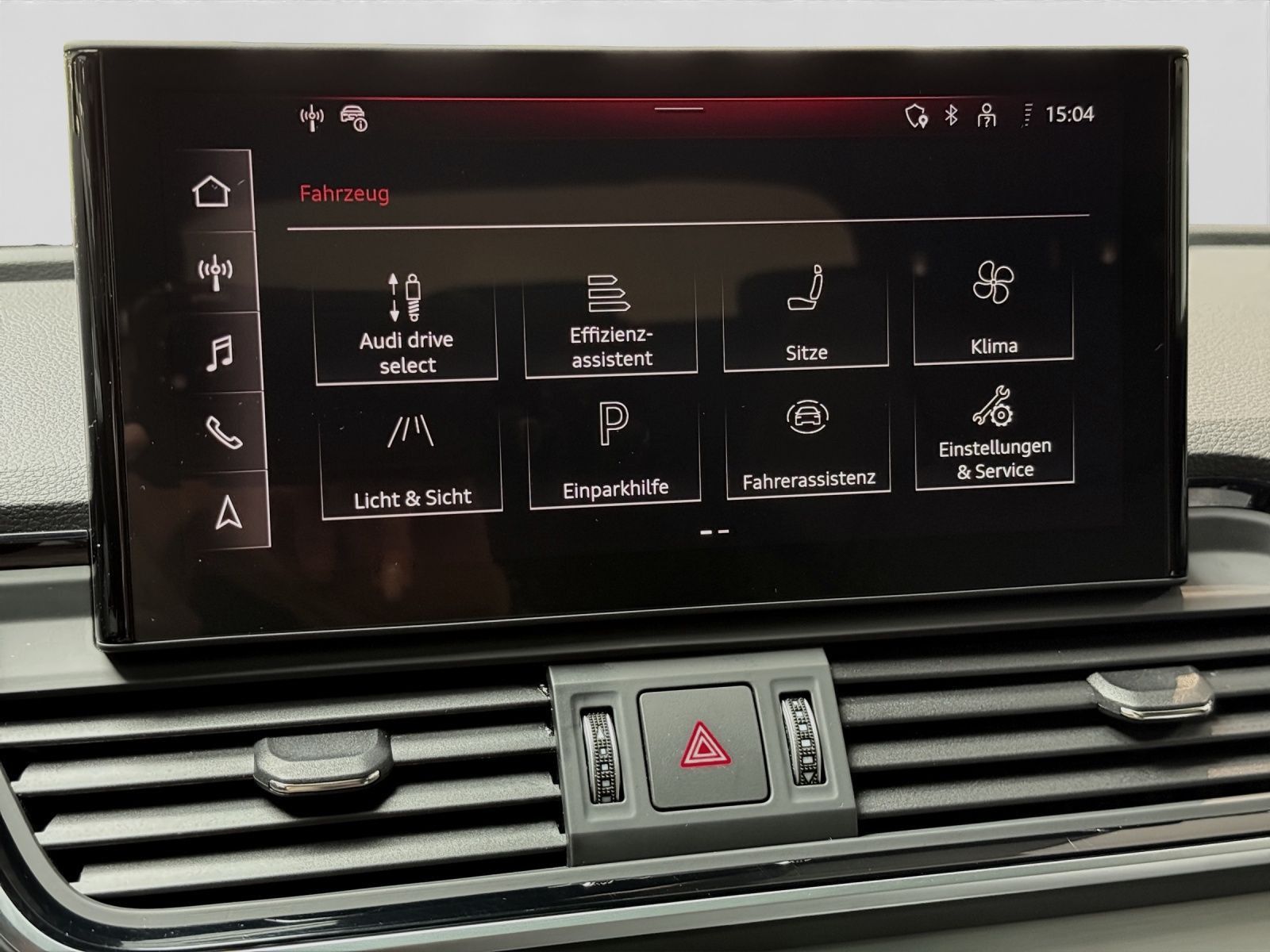 Audi Q5 45 TFSI Q S LINE - Samsaru's Car Outlet