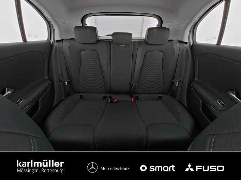 Mercedes-Benz A 180 - Samsaru's Car Outlet