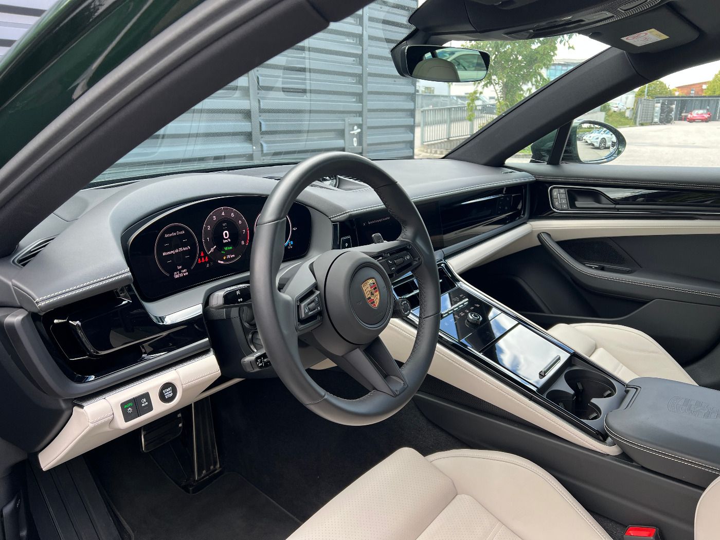 Porsche Panamera 4 E-Hybrid | Hinterachslenkung | ACC