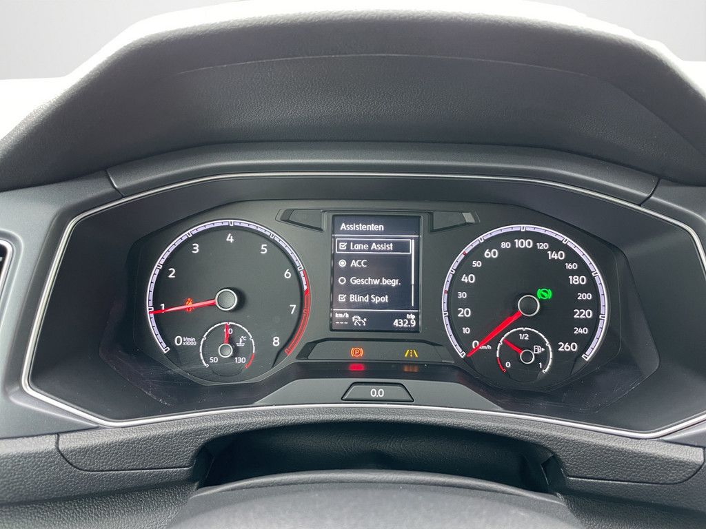 Volkswagen T-Roc Cabriolet 1.5 TSI R-Line - Samsaru's Car Outlet