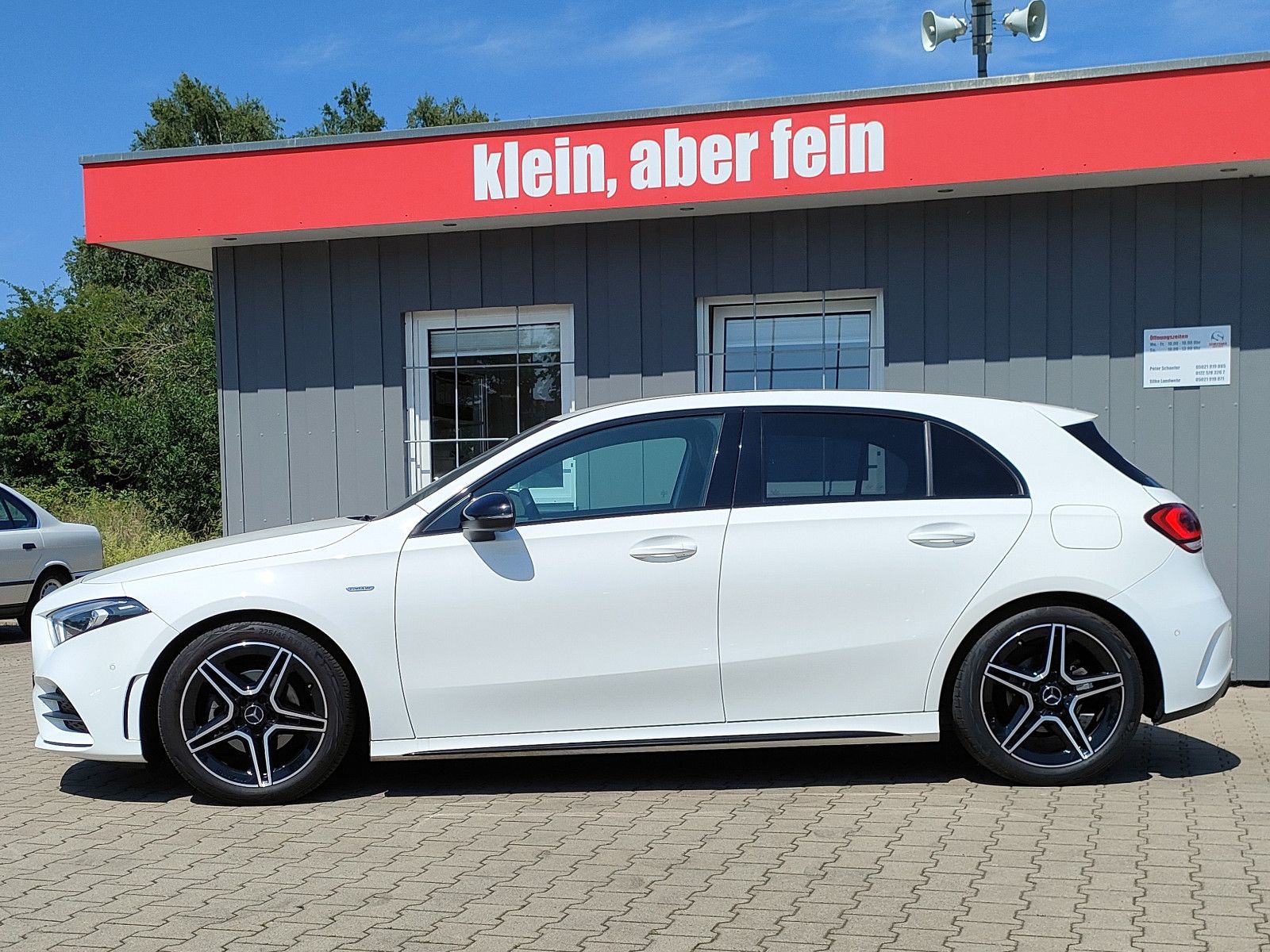 Mercedes-Benz A 180 DCT Edition AMG Line - Samsaru's Car Outlet