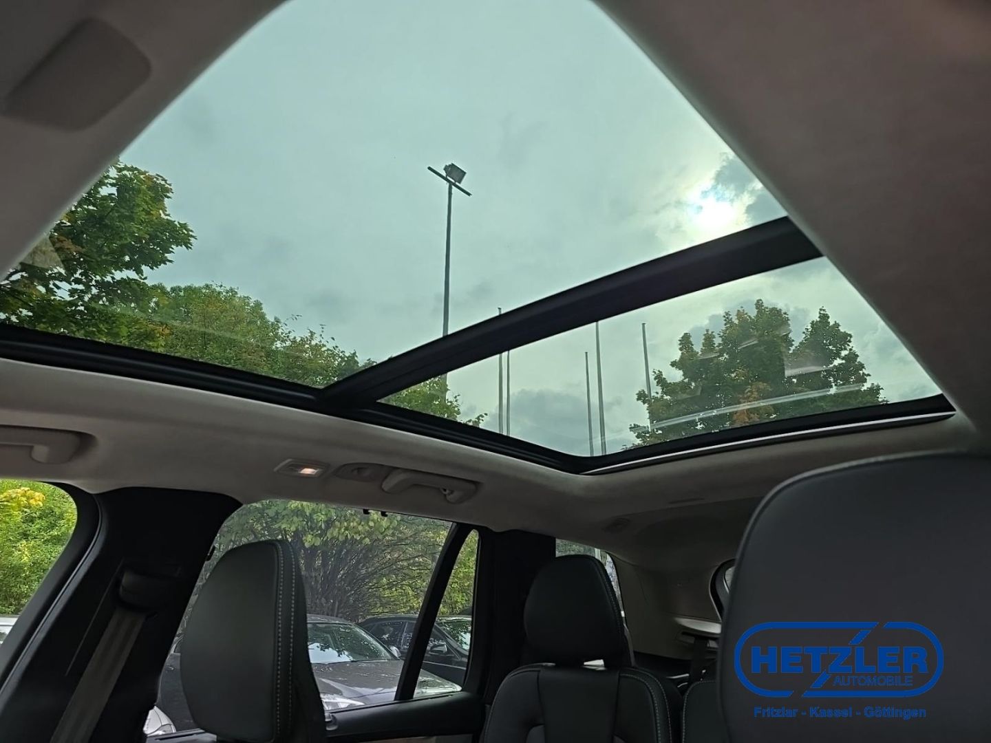 Volvo XC90 Ultra Dark Recharge Plug-In Hybrid AWD T8 T