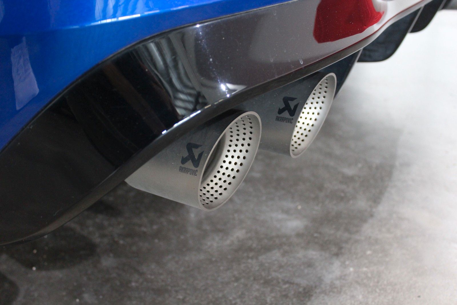 Volkswagen Golf VIII Lim. R 4Motion - Samsaru's Car Outlet