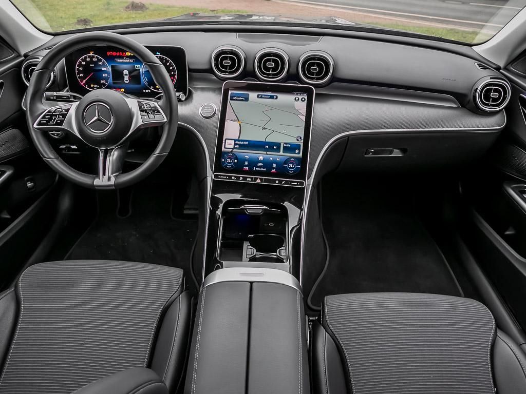 Mercedes-Benz C 300 de Avantgarde - Samsaru's Car Outlet