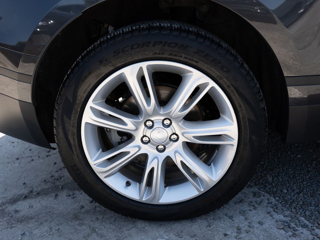 Range Rover Velar P400e S - Samsaru's Car Outlet